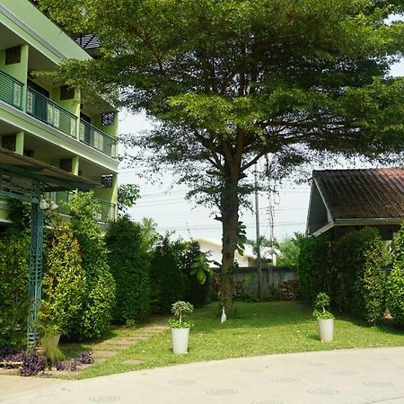 Garden Corner Resort & Hotel ピサヌローク エクステリア 写真