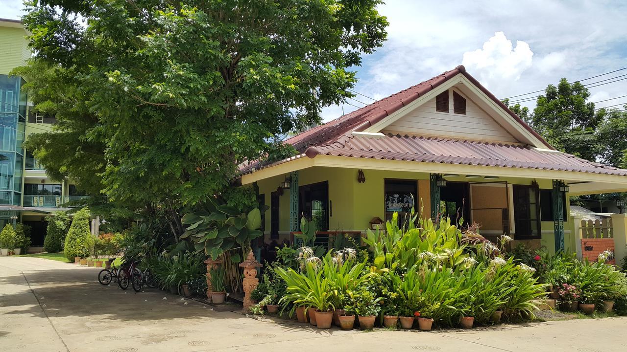 Garden Corner Resort & Hotel ピサヌローク エクステリア 写真