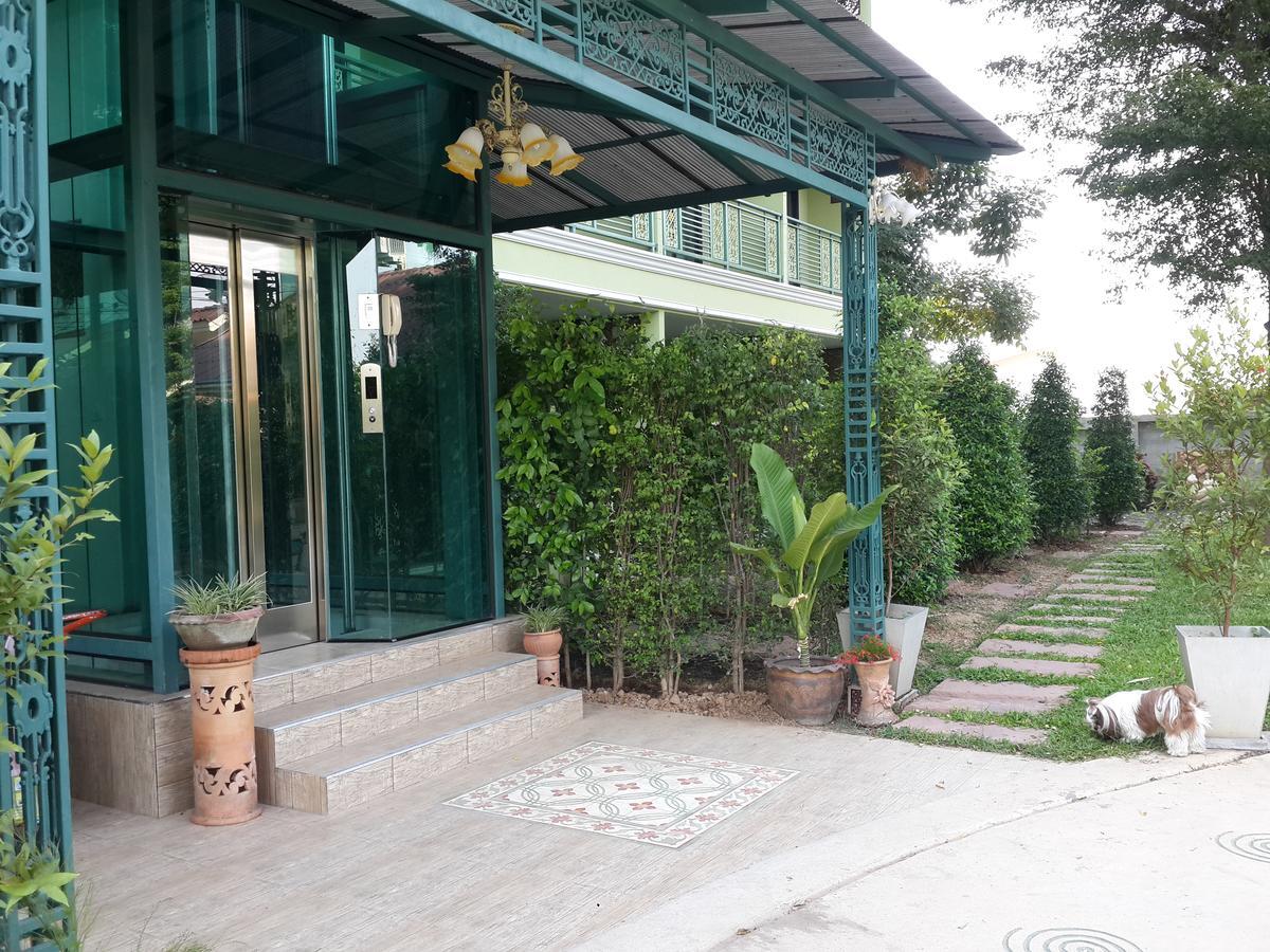 Garden Corner Resort & Hotel ピサヌローク エクステリア 写真