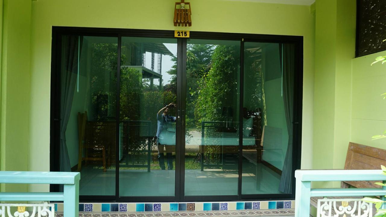 Garden Corner Resort & Hotel ピサヌローク エクステリア 写真